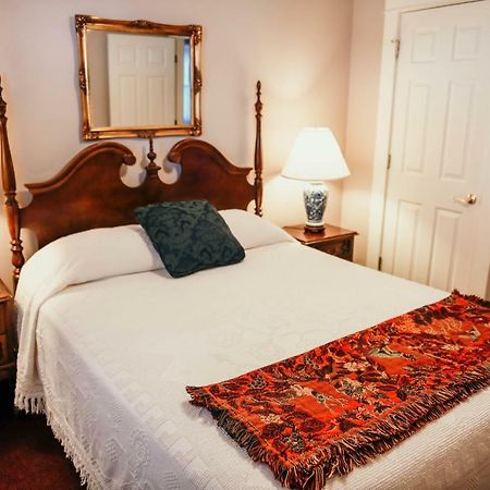 China Clipper Inn (Adults Only) Ouray Bagian luar foto