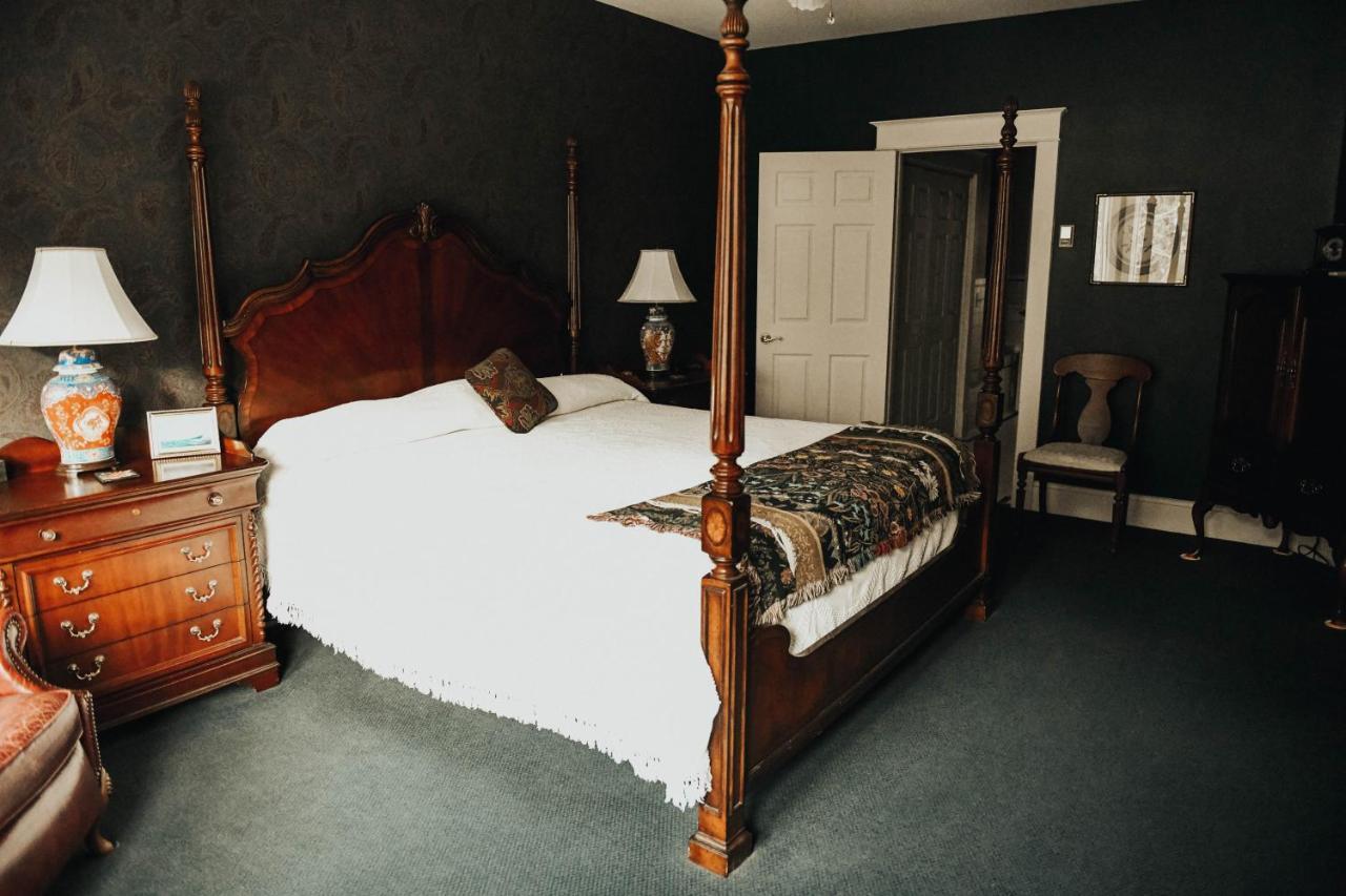 China Clipper Inn (Adults Only) Ouray Bagian luar foto
