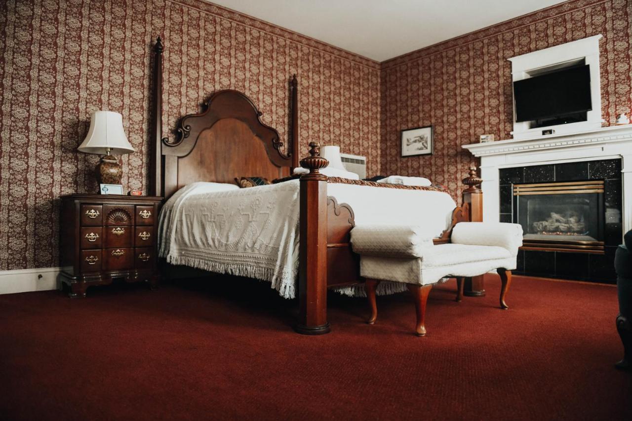 China Clipper Inn (Adults Only) Ouray Bagian luar foto