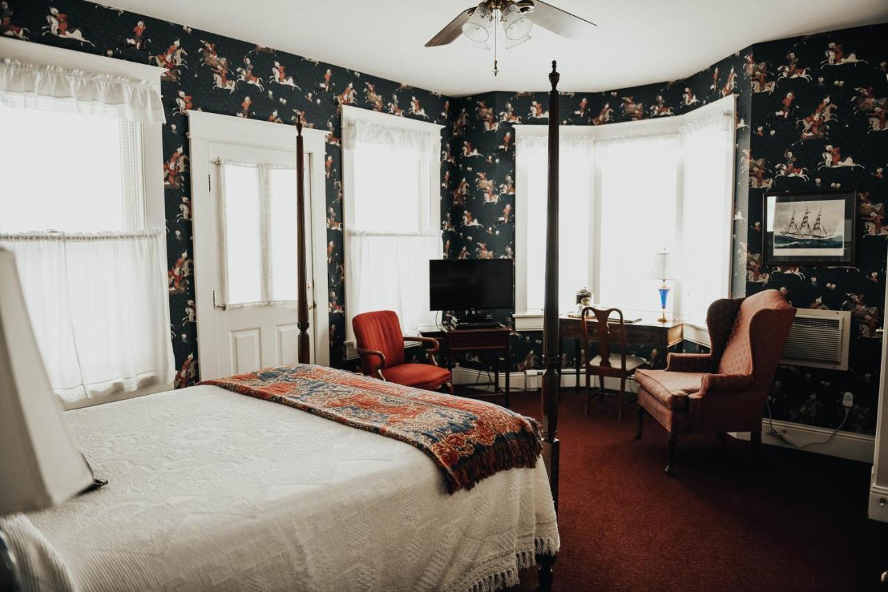 China Clipper Inn (Adults Only) Ouray Bagian luar foto