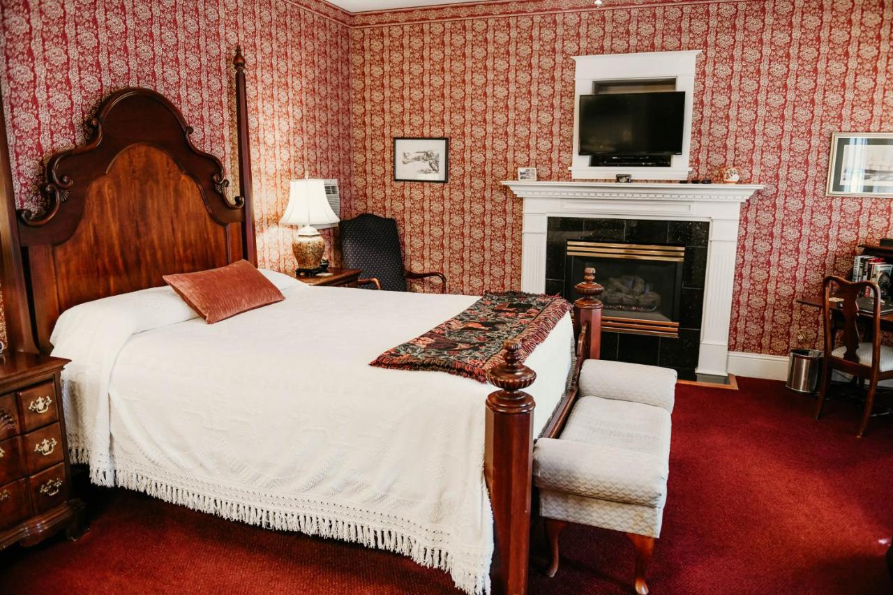China Clipper Inn (Adults Only) Ouray Bagian luar foto