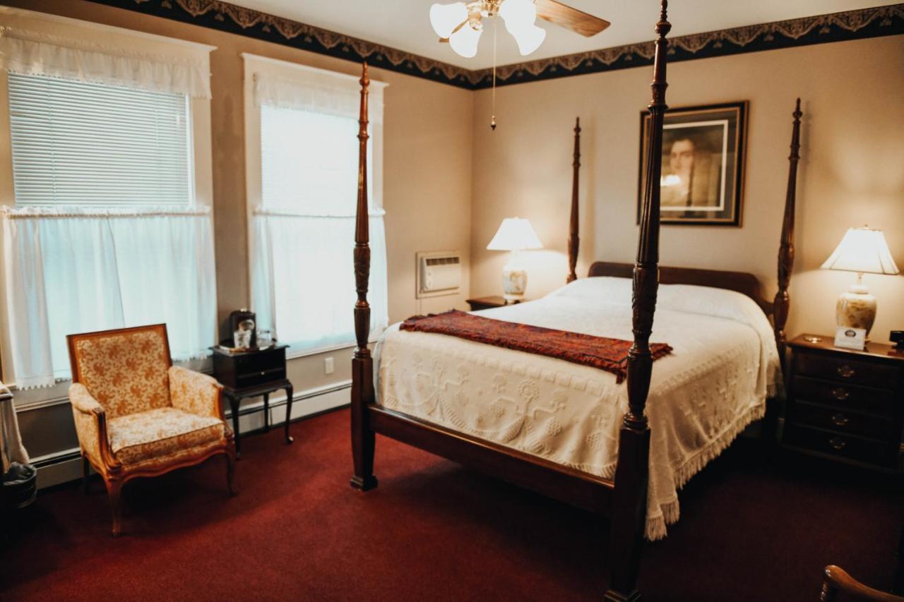China Clipper Inn (Adults Only) Ouray Bagian luar foto